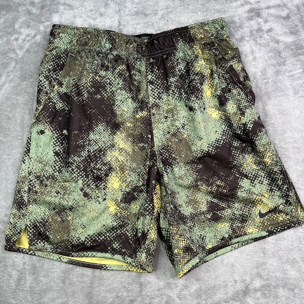 Nike Totality Shorts Men's Small S Green‎ Camo 7" Inseam Dri-Fit FZ0742-386
